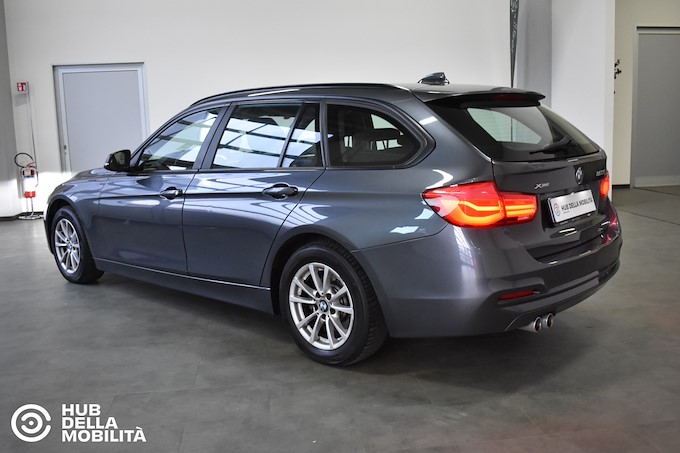 BMW 320d xDrive Touring Business Advantage